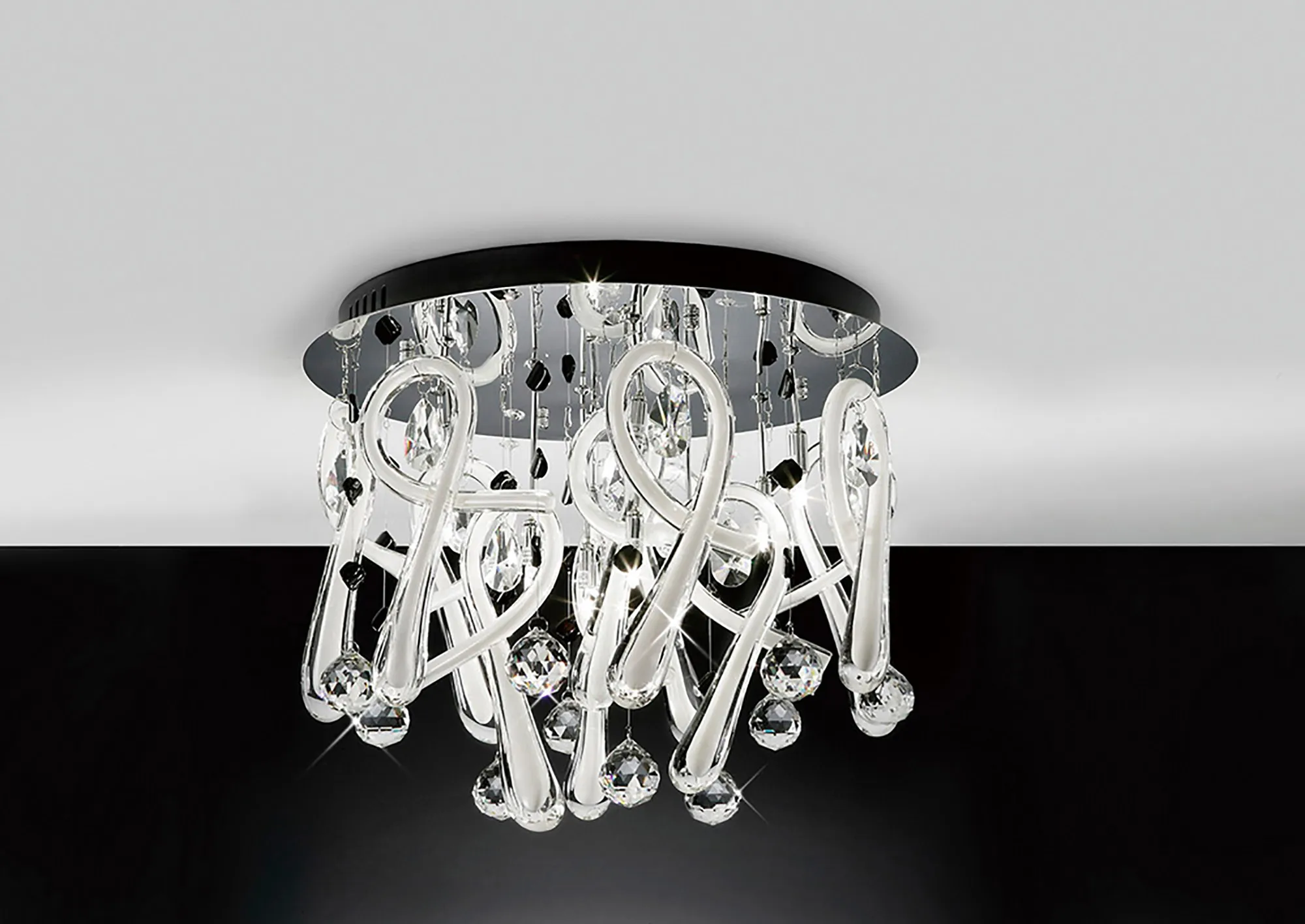 IL50382  Class Crystal  Flush Ceiling 10 Light